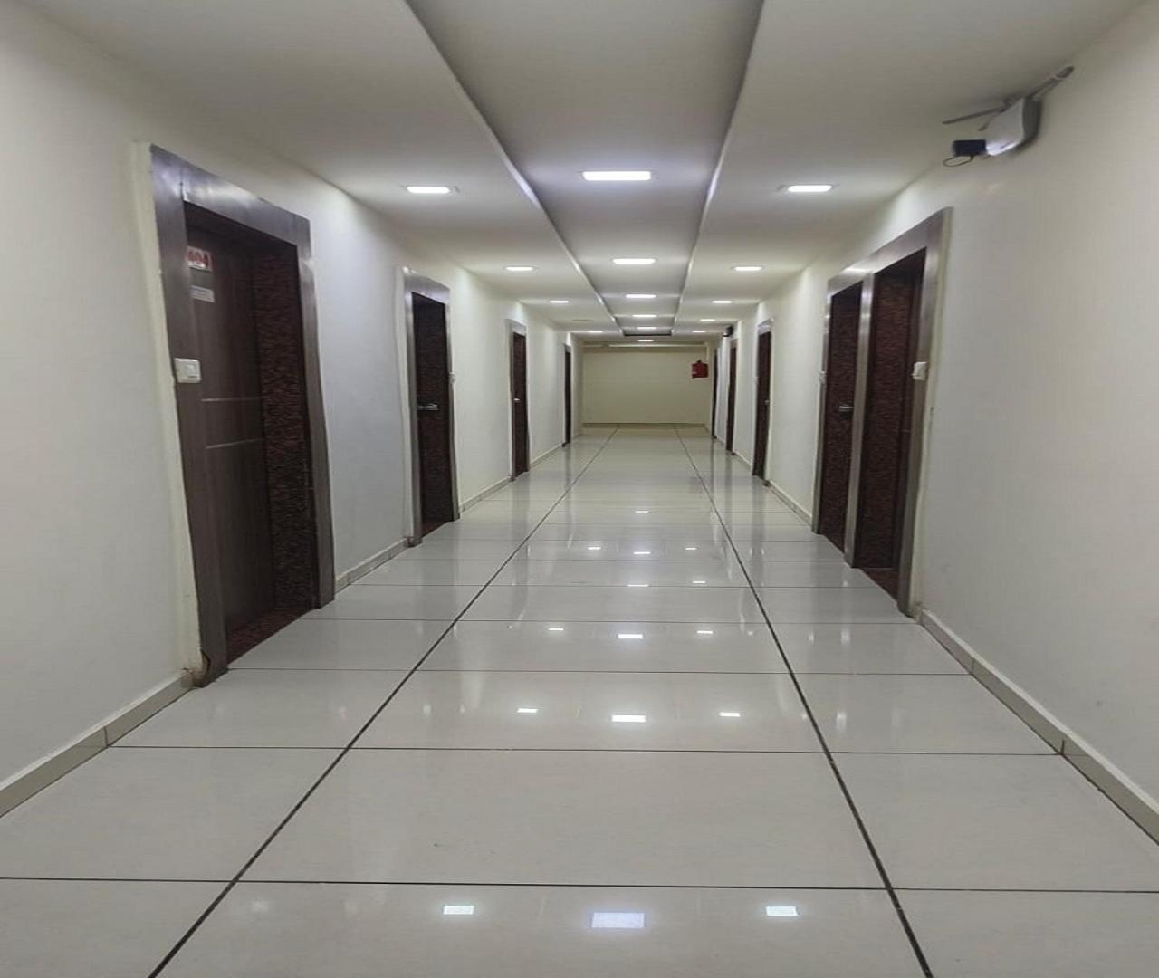Hotel Nest View 阿穆达巴 外观 照片